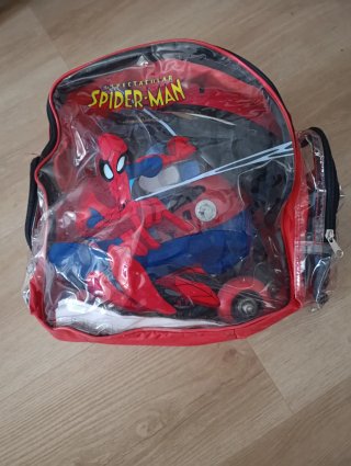 Casco y Patines Spiderman Talla Ajustable