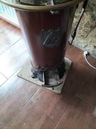 Estufa de leña fundición