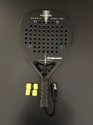 Bullpadel Hack 03 CMF Negra