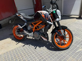 KTM 390 NAKED Naranja/Blanco