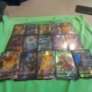 Carta Pokémon Pikachu V 030/100 RR