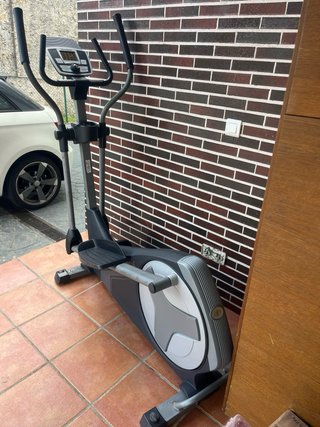 Máquina Elíptica Gimnasio