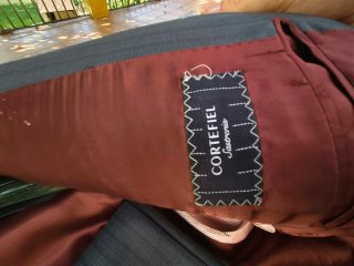Traje de hombre Cortefiel gris