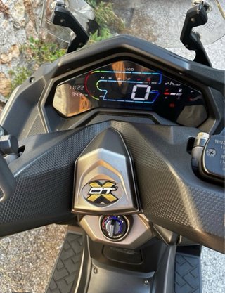 Kymco DTX 125 Negra Plata