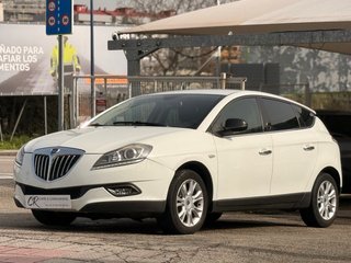 Lancia  Delta  2010