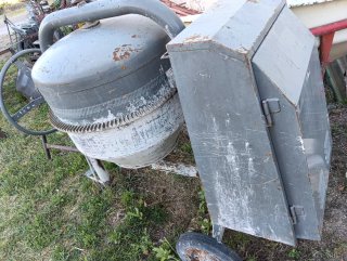 Hormigonera 200-250L