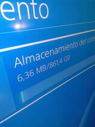 PS4 Slim 1TB Nera + 2 Controller + FIFA 20