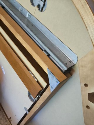 Mesa redonda extensible madera Ikea, cristal +tela
