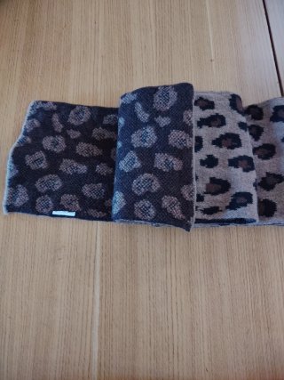 Bufanda con estampado de leopardo