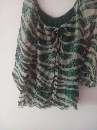 Blusa estampada manga francesa talla única