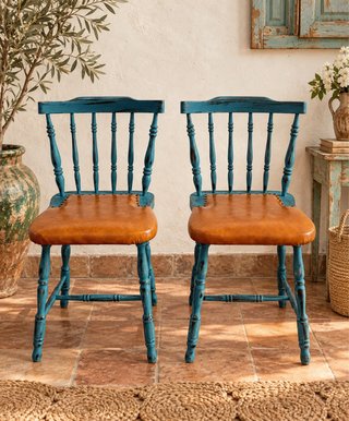 Sillas vintage azul envejecido y cuero