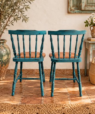 Sillas vintage azul envejecido y cuero
