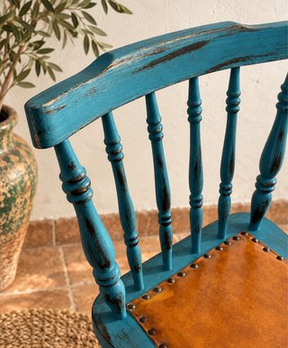 Sillas vintage azul envejecido y cuero