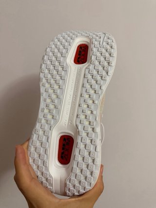 Zapatillas Nike Vomero Ultra Rojas y Blancas
