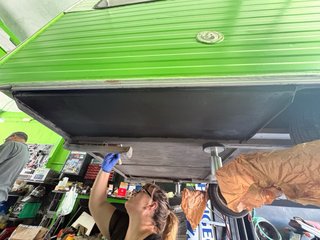 Caravana Vintage Verde y Blanca