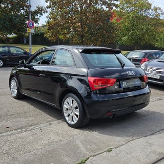 Audi A1 1.6 TDI 105cv Ambition