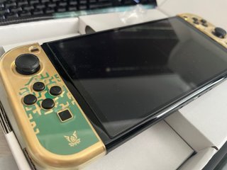 Switch OLED edición The Legend of Zelda TOTK