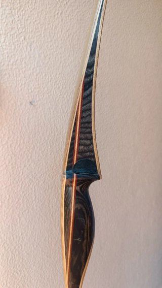 Bearpaw Penthalon Longbow 66 40 lbs