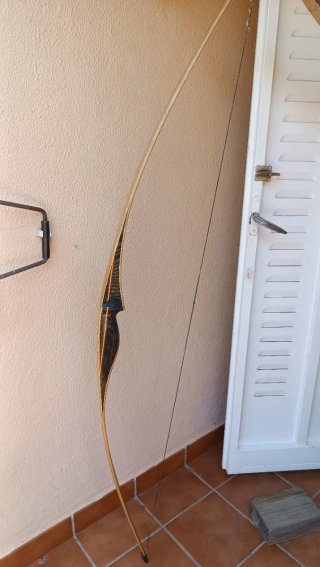 Bearpaw Penthalon Longbow 66 40 lbs