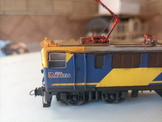 Locomotora 269 h0