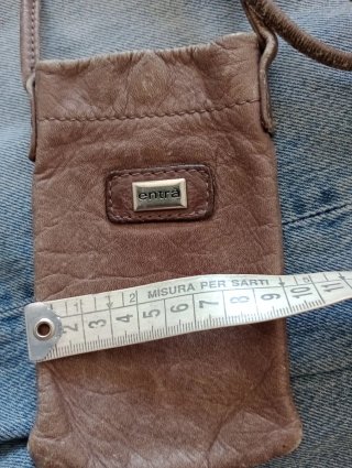 Porta cellulare Entra in pelle