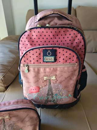 Mochila con neceser infantil niña