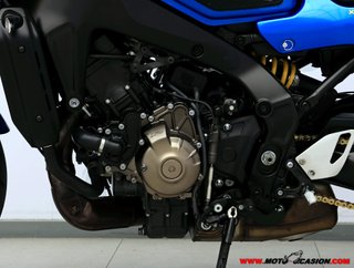 YAMAHA XSR 900