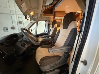 Capron Carado T447 2.3d 96 kW (130 CV)