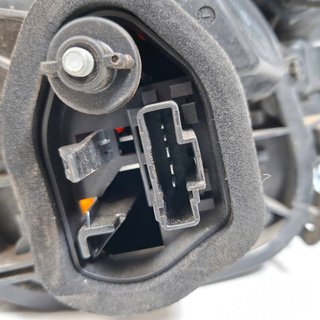 PILOTO TRASERO DERECHO PEUGEOT PEUGEOT 208 2012-2019