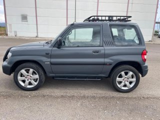Mitsubishi Montero 2002