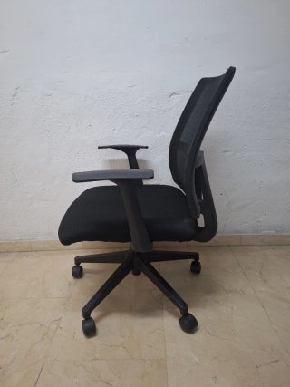 Silla de Oficina Negra
