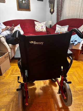 Silla de ruedas en perfecto estado
