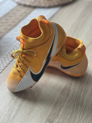 Botas de fútbol infantiles TALLA 32-33