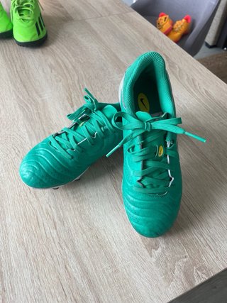 Botas de fútbol infantiles TALLA 32-33