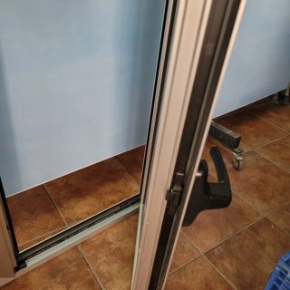 Ventana aluminio 2 hojas oscilobatientes