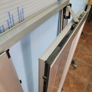Ventana aluminio 2 hojas oscilobatientes