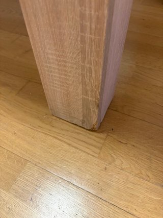 Mesa de comedor madera y blanco