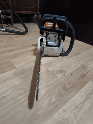 Motosierra Stihl 021C poco uso