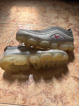 Zapatillas Nike Air Max Gris y Rojo