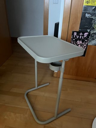 Mesa auxiliar plegable moderna