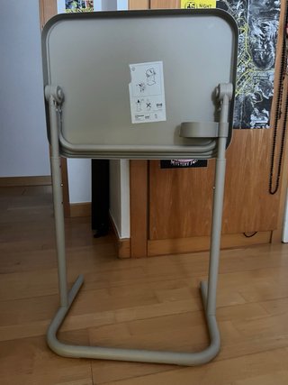 Mesa auxiliar plegable moderna
