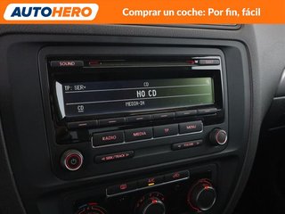 Volkswagen Jetta 2.0 TDI Advance BlueMotion Tech