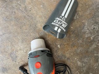 Black & Decker Auto Dustbuster 12V