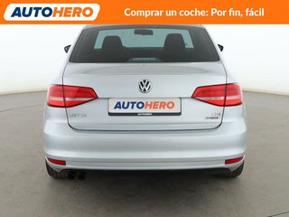 Volkswagen Jetta 2.0 TDI Advance BlueMotion Tech