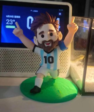 Figura Messi con trofeo