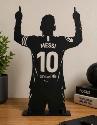 Figura Messi con trofeo