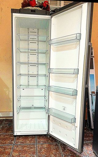FRIGORÍFICO SVAN SR185602ENFD (1 puerta)