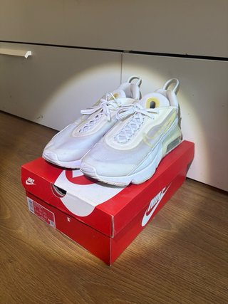 Nike Air Max 2090 Blancas Talla 42.5