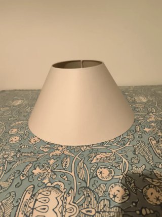 Pantalla de lámpara beige