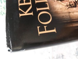 Libro Ken Follett " La collana di fuoco "